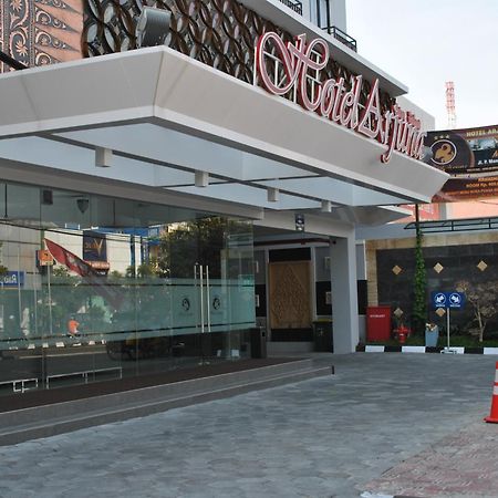 Hotel Arjuna Yogyakarta Esterno foto