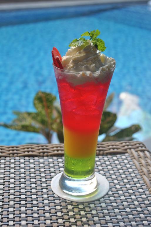 Hotel Arjuna Yogyakarta Esterno foto