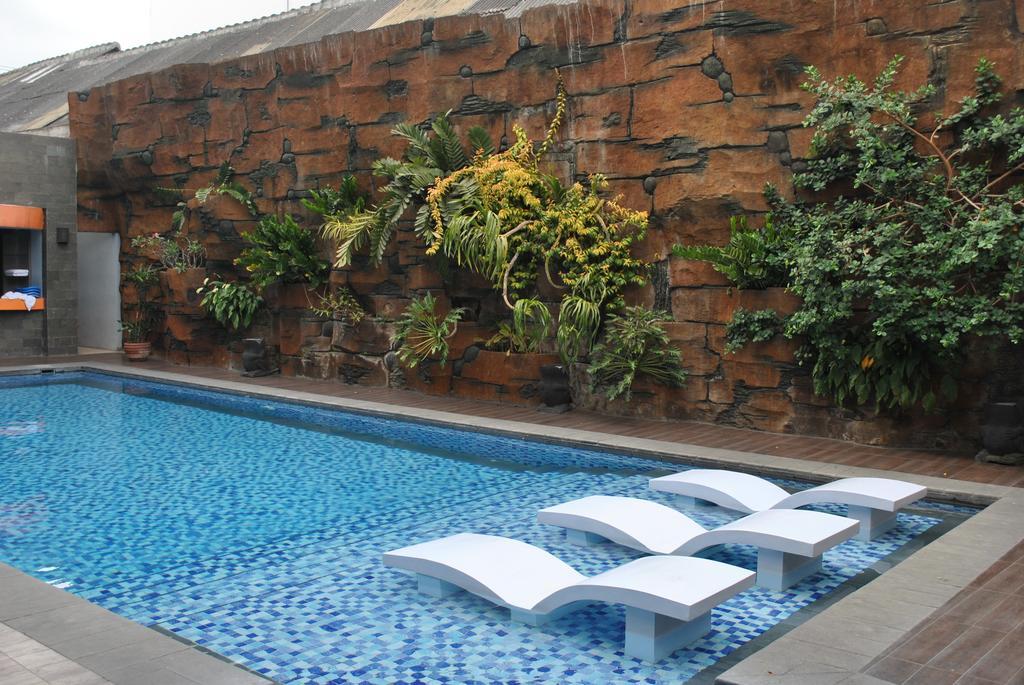 Hotel Arjuna Yogyakarta Esterno foto