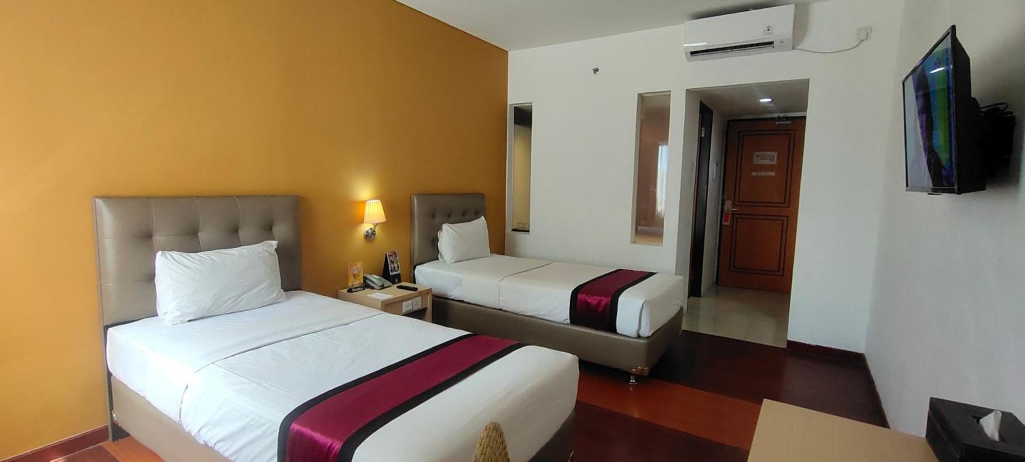 Hotel Arjuna Yogyakarta Esterno foto
