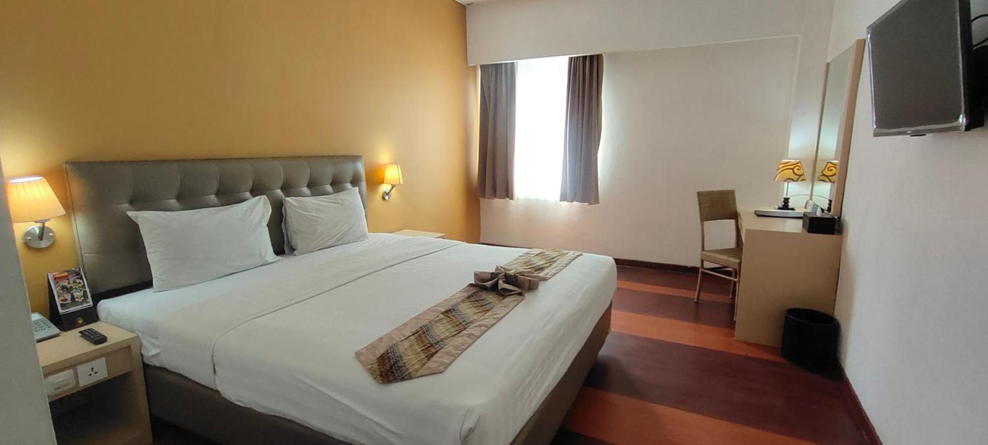Hotel Arjuna Yogyakarta Esterno foto