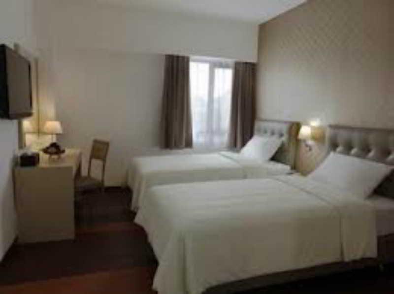 Hotel Arjuna Yogyakarta Esterno foto