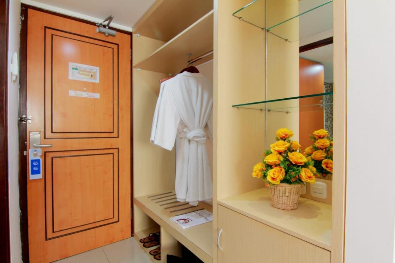 Hotel Arjuna Yogyakarta Esterno foto